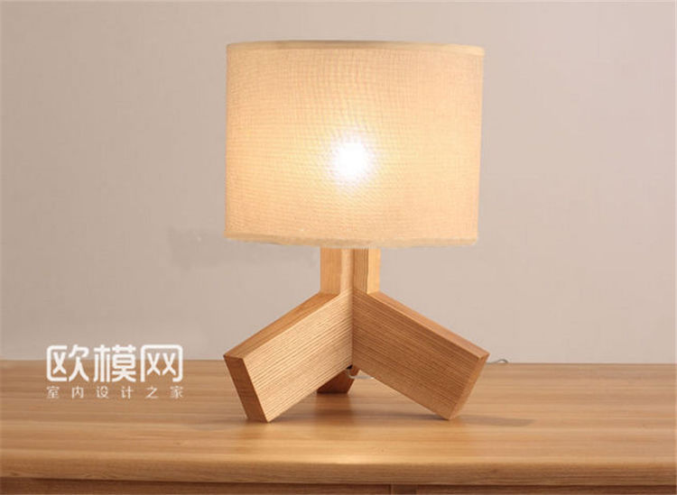 2009 木质中式台灯2.jpg